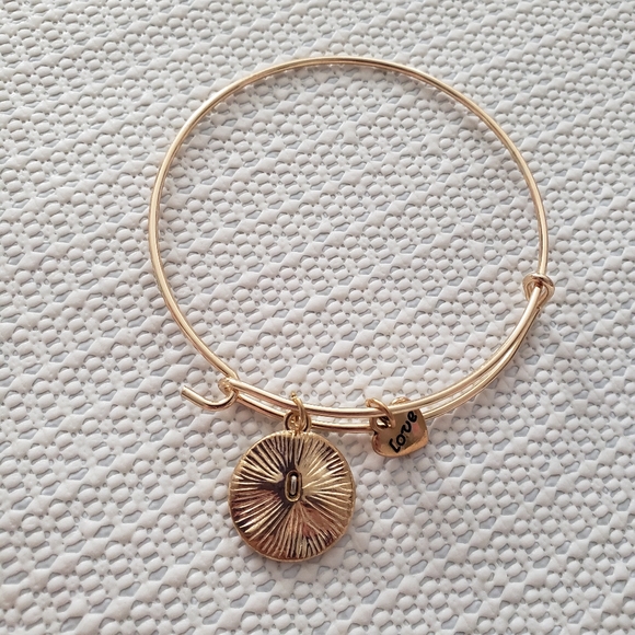 🌷Gold and silver bangle religious cross love charm - Picture 2 of 6